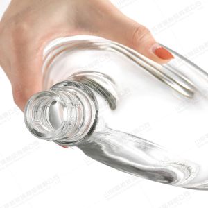 Clear Glass Liquor Bottle With Corking OEM/ODM Acceptable 375ml 500ml 750ml