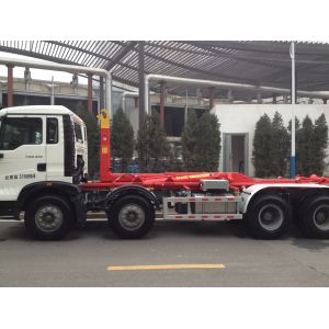 China 290hp Sinotruk T5G 8×4 Hook Lift Garbage Truck One Bed Model Zz3317n3267c1 on sale