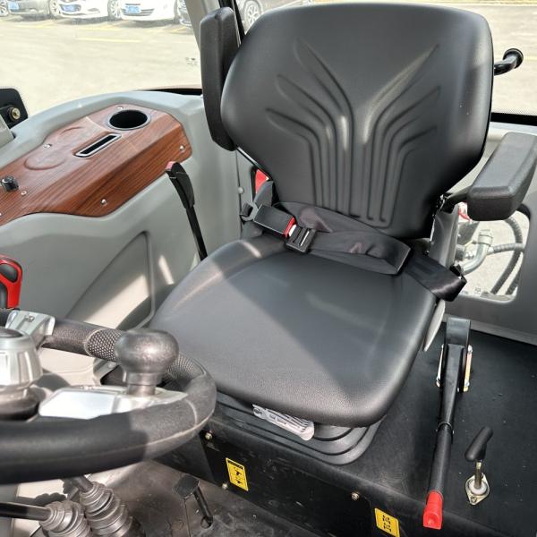 High-Performance 200HP Agriculture Tractor For Your Farming Needs