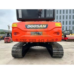 Used Doosan DX225LC-7 Excavator in Good Condition in Shanghai