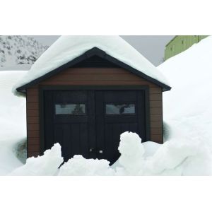 Solar Panel Non-Toxic WPC House With Garden Tool Storage Hut Steel Reinforcement