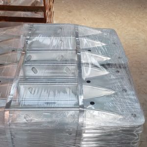 Road Safety Guardrail Bridge End Terminals with Galvanized and Powder Coated