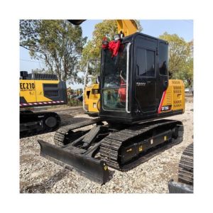2023 Model Sany SY75 Mini Digger Machine with 7000 KG Machine Weight and Good