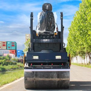 High Performance 4 Tons Ride-On Double Drum Hydraulic Vibratory Road Roller