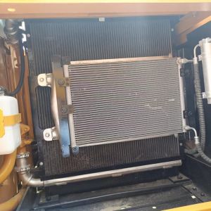 118 kw Used Second Hand Sany215c Mini Excavator with Original Hydraulic Pump