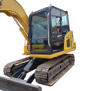 2016 Used Komatsu PC70 Excavator Japan 7T Walking Condition Digger Machine for
