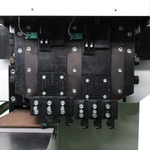 Round Trip Vertical V Cutting Machine Automatic V Grooving Machine With Two Tool