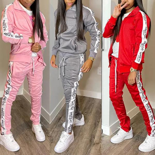 Quality Nylon Zip Up Women Jogging Set Stacked Flared Sweatpants Sweatsuit Set Anti Pilling wholesale