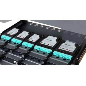 Plastic MTP MPO Cassettes 1MPO To 12LC 12 Fiber Conversion G657A1 OM3 OM4