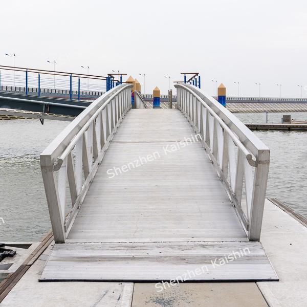 Anti-slip Surface Design Marina Floating Walkway Pontoon Aluminum Gangway For