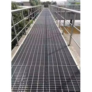 China Good Ventilation Industrial Steel Grating Press Welding Process 6mm Cross Bar Size on sale
