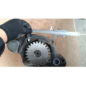 LIUGONG Isuzu Engine Parts For 3042378 Oil Pump SD32