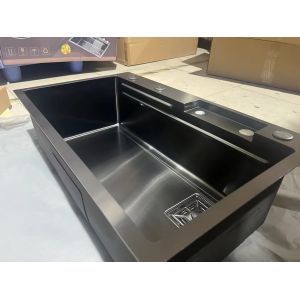 Square Brushed Single Bowl Undermount Sink with Smooth and Easy-to-clean Surface