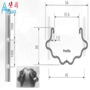Zinc Coated Grape Trellis Posts Thickness 1.5mm 2.4 Meter Height With Hole