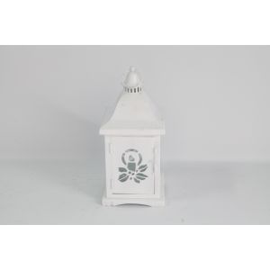 Exquisite Space At Handicrafts Lanterns for a Festive Christmas Atmosphere