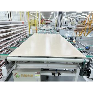 Fully Automatic Roll Flute Paper Thermal Film Sheet Hot Press Dry Solar Module
