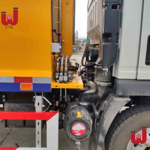 CCC Compactor Garbage Truck 6CBM Dump Truck Trash Removal