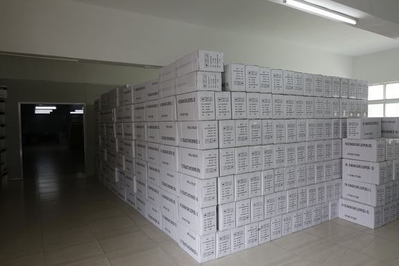 High quality disposable hooded protective coveralls,disposable microporous coveralls