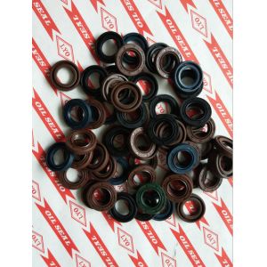TC framework oil seal,model 15*25*5,NBR material,color is generally biack and