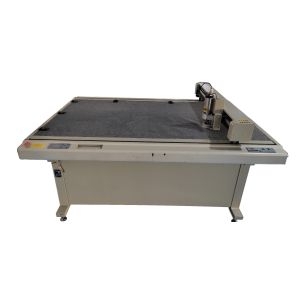 400KG Second Hand Used Garment Cutting Machine with Cutting Speed of 500-1800mm
