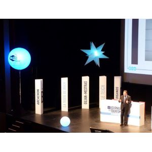 Cheap Super Bright Moon Balloon Light 200~600w Concert Launch Meeting Decor With Illumination 1.6m for sale