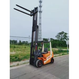 Japanese Original Used TCM 2.5-Ton Diesel Forklift with 3-Stage Heavy-Duty Steel