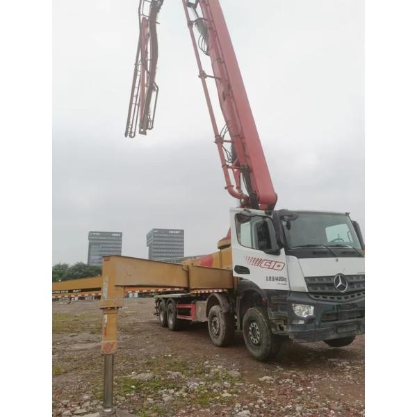 Sany 62m Concrete Pump Truck with Semi-Dry Shotcrete Type and Benz Chassis Suitable for Large Building Construction