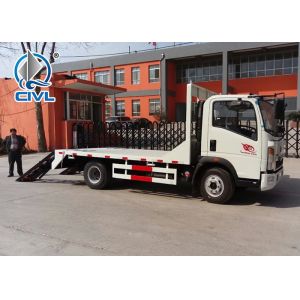 China Mini  Howo 4 x 2  Light Duty Commercial Trucks , 5t Towing Wrecker Truck/broken vhicles carrier on sale