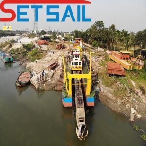 Square or Round Shape Ladder CCS Mini Dredge Dredger with Hydraulic Winch and