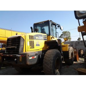 Used Komatsu WA320 Wheel Loader 13T weight S6D108 engine with Original Paint