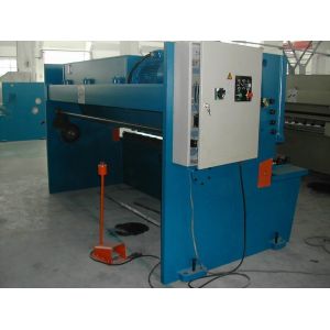 High Precision CNC Hydraulic Shearing Machine Iron Sheet Shearer/ Cutter