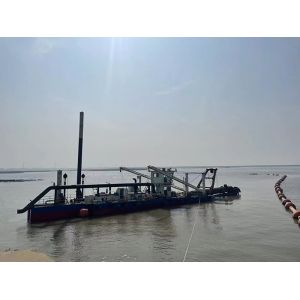 18inch Model Customizable Sand Mining Dredge 50kw For Your Sand Extraction Needs