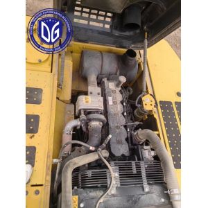 Reliable Performance USED PC220-8 Excavator With Advanced Transmission System