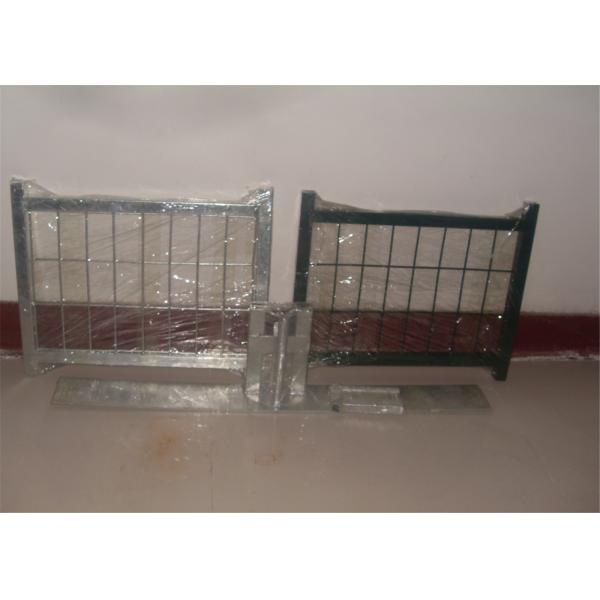 6ft x 10ft canada standard temporary fence 2" x 4"X10.5GA aperture pipe 1"x1'x1