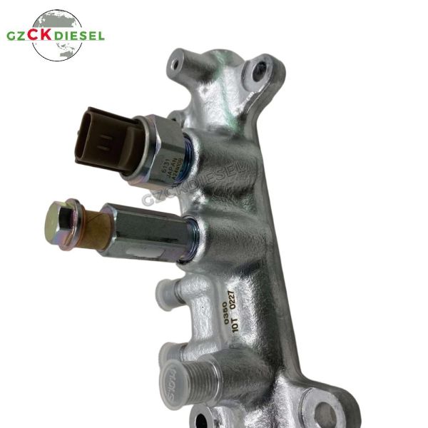 Quality Common Rail Assy 8980118882 for 4HK1 4JJ1 Engine wholesale