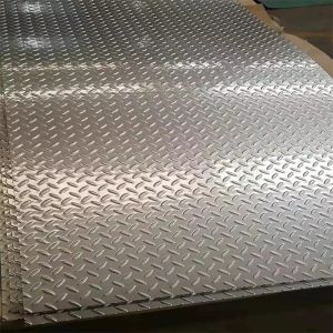 China Embossed Stainless Steel Checkered Plate 4 X 8 Feet SUS304 SUS201 SUS202 For Roof on sale