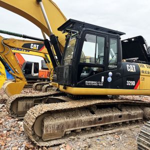 329 Used Caterpillar Excavators 29 Tonnage 1.1m3 Bucket Capacity Excellent