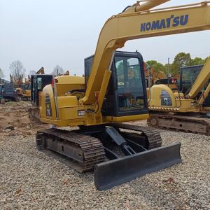 2016 Used Komatsu PC70 Excavator Japan 7T Walking Condition Digger Machine for