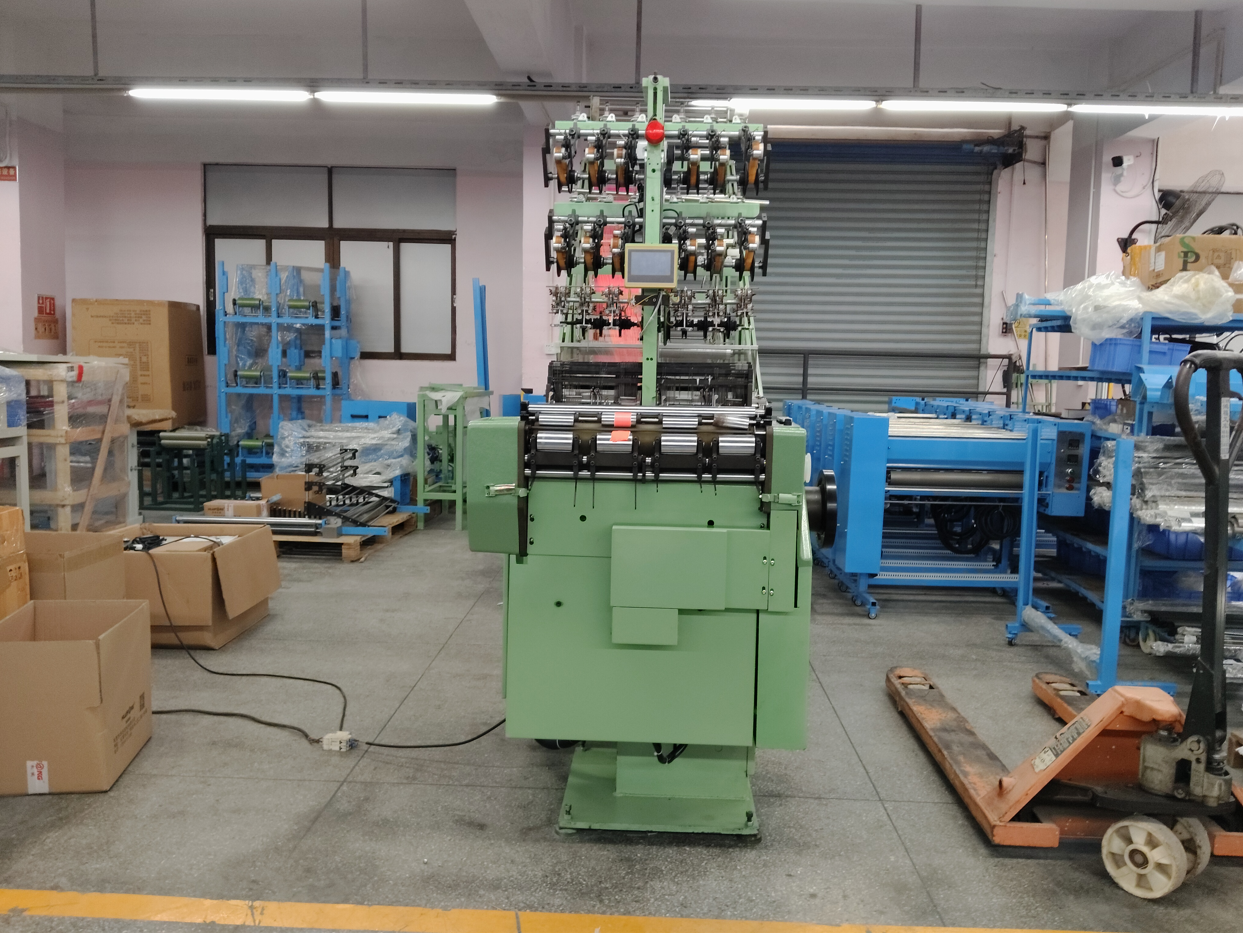 Shuttleless Weaving Machine Used for Producing Elastic and Non-Elastic Textile