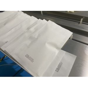 PLC Four Side Sealing Packaging Machine Mask Facial Heating Pad Packaging