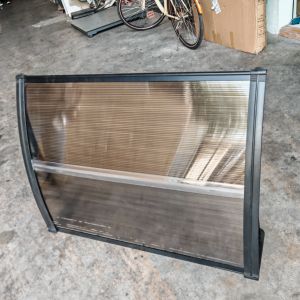 China Split Panel Polycarbonate Awning with Plastic Bracket for Easy Installation on sale