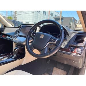 TOYOTA Royal Sedan Navigation Package Genuine Hard Drive Navigation System For