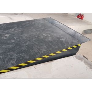 Warehouse Dock Equipment Hydraulic Dock Levelers 10Ton ,12Ton, 15Ton