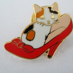 Cheap Lower quantity to make customized logo Zinc alloy lapel pin badge for sale