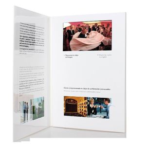 Multi - page electronic digital video business cards with multimedia effect