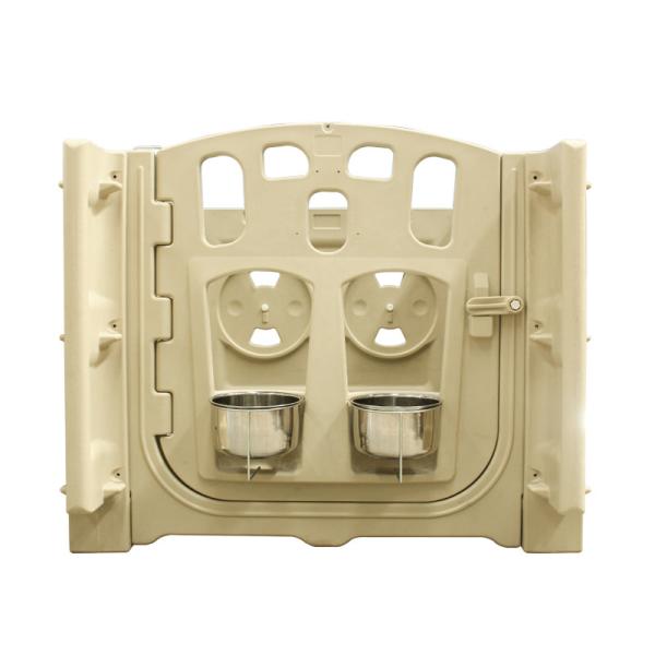 Plastic Calf Fence Panel With Bucket Easy To Install And Move 1-3 Month Baby Cow