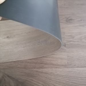 SPC Flooring with PVC Material Lvt Plank Flooring Pisos Vinilicos SPC Tile