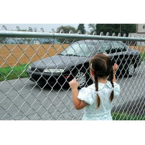 Cheap 10 Gauge Chain Link Mesh Fencing 50*50mm 75*75mm Diamond Mesh Wire Fencing for sale