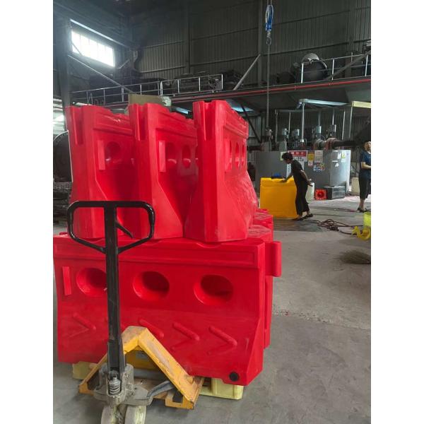 Rotational Roto Molded Products Road Barrier 1350x750mm 3 Holes