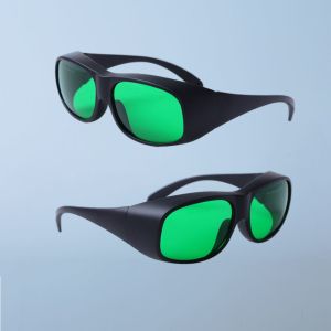 China OD6+ 600nm 700nm Red Laser Safety Glasses For Ruby Laser Machine on sale